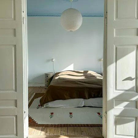 Stucco Flat From 1905 In Vibrant Bispebjerg Kopenhagen
