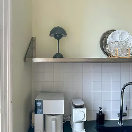 Stucco Flat From 1905 In Vibrant Bispebjerg Apartment *